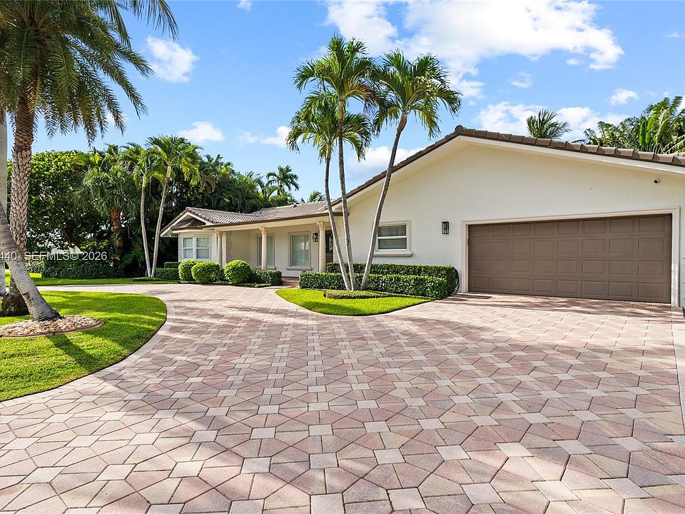 1st image of 18 Eleuthera Dr