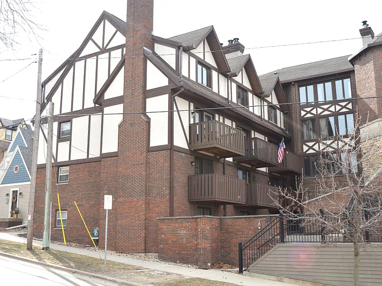 328 N Allen St #1 — Photo 18
