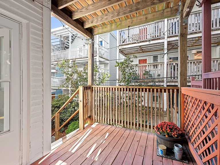 35 Story St #1 — Photo 15