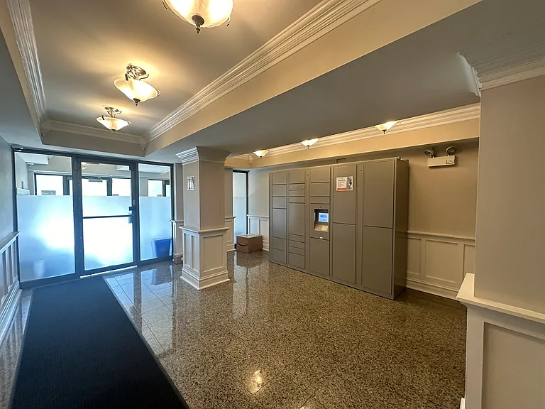 900 W Fullerton Ave #4H — Photo 15