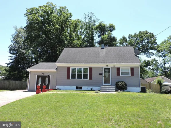 1805 Warren Dr, Woodbridge, VA 22191