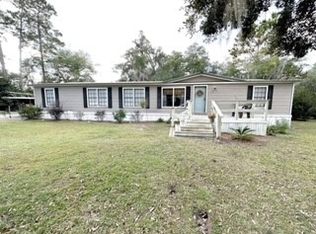 1155 Clarke Dr NE, Townsend, GA 31331