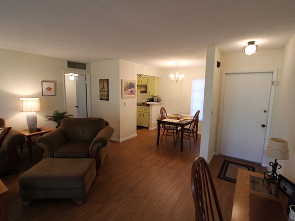 3rd image of 600 Domenico Cir Unit C14