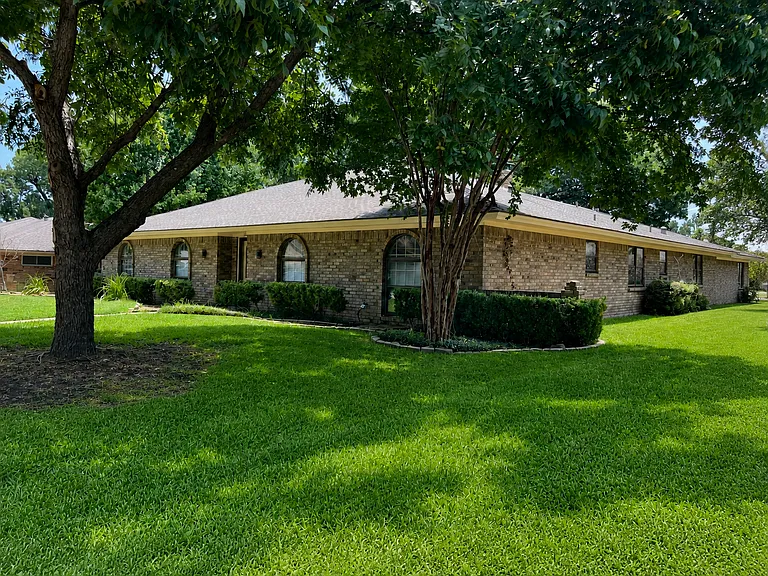 Mature Trees offer Ample Shade