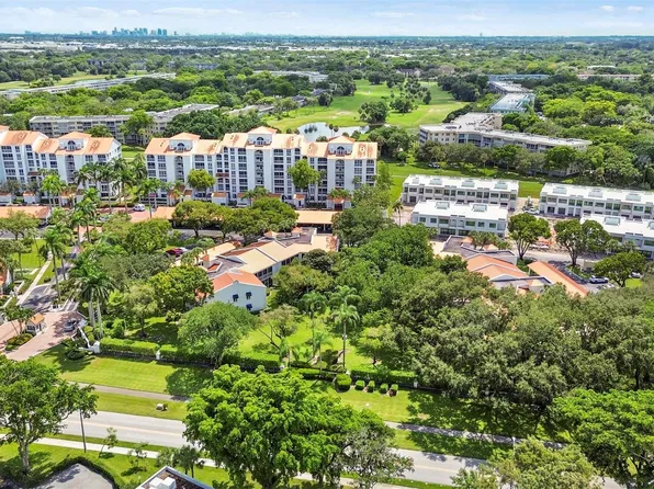 4128 W Palm Aire Drive #282A, Pompano Beach, FL 33069