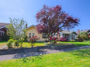 2825 Ellis St, Bellingham, WA 98225