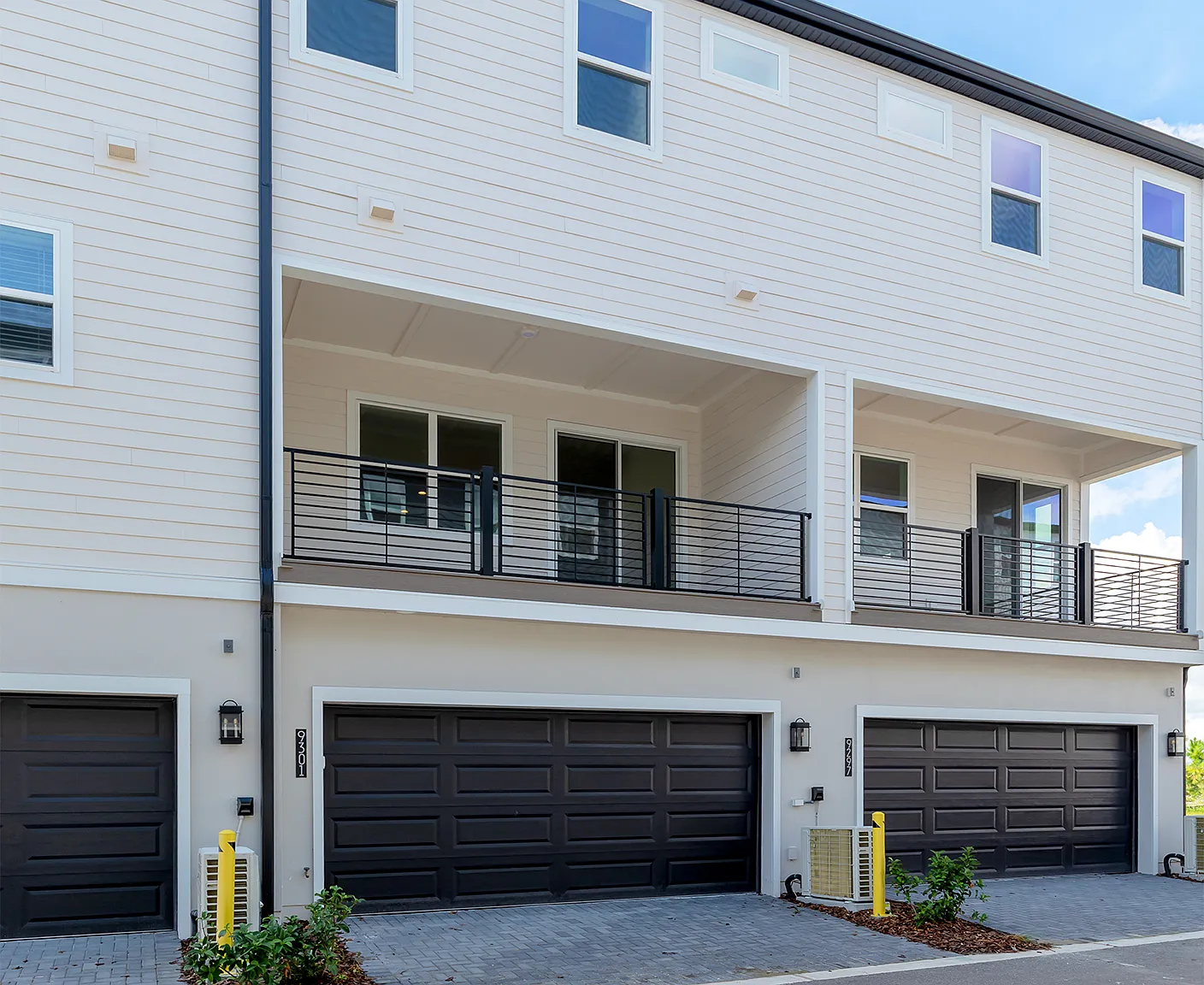 3 bed, 1867 sqft, $4,485 — Photo 2