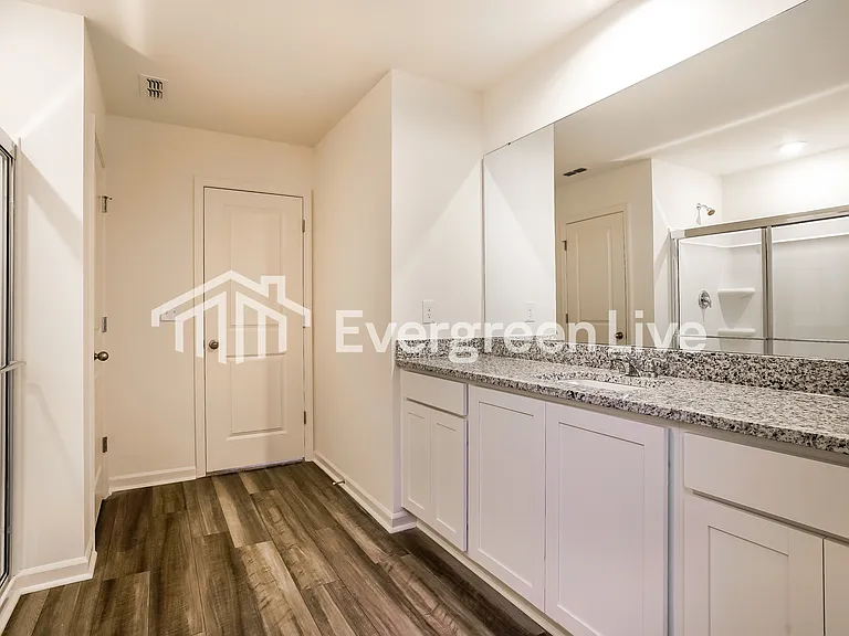 729 Shepard Rock Dr — Photo 12