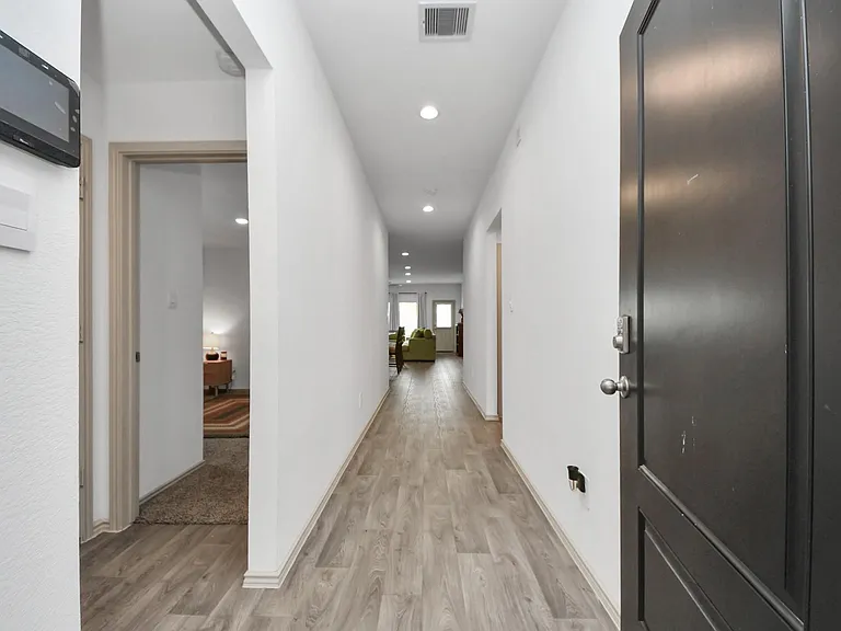 1137 Buffalograss Trl — Photo 9