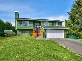 1056 NE Shadybrook Ct, Bremerton, WA 98311