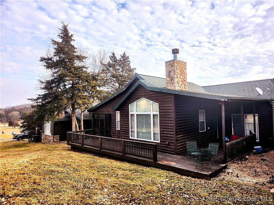 1st image of 39 Cottage Park W