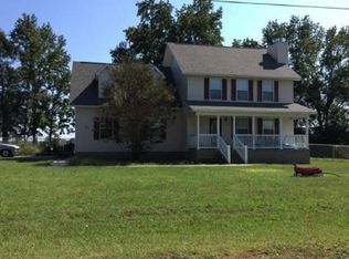 292 Creekside Dr, Albertville, AL 35950