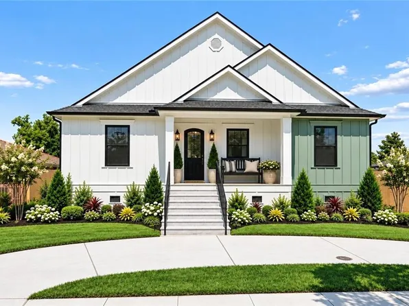 1245 Gardena Dr, New Orleans, LA 70122