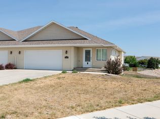 638 Calgary Ave E, Bismarck, ND 58503