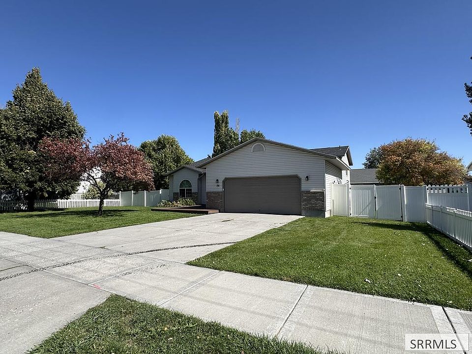 1st image of 191 Pioneer Rd