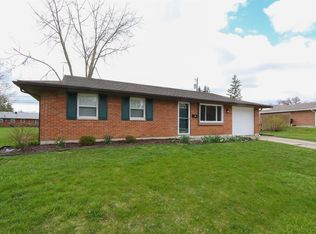 210 Silverstone Dr, Englewood, OH