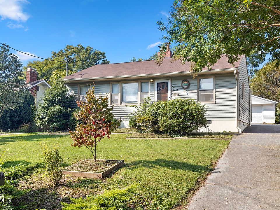 1st image of 2619 Teeple St