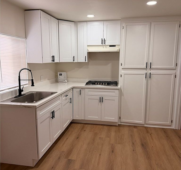 1st image of 10255 California Ave