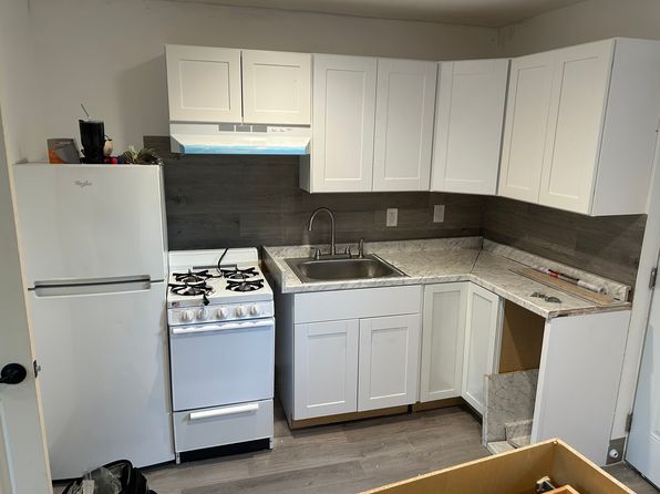 (undisclosed Address)