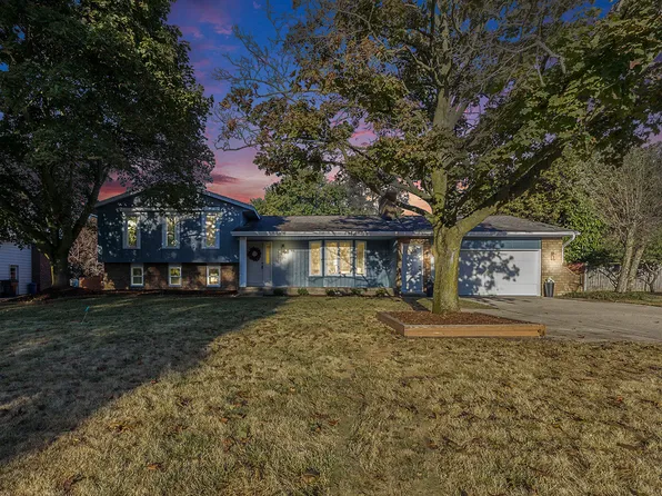 7151 Churchill St, Jenison, MI 49428