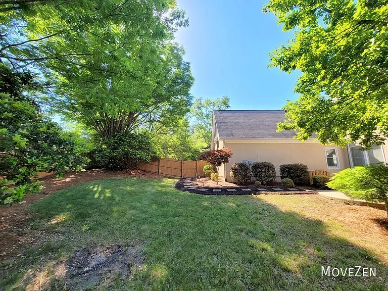 2400 Tweedmore Ct — Photo 11