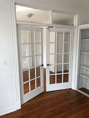 Rented by Flatiron Real Estate Advisors LLC | media 25