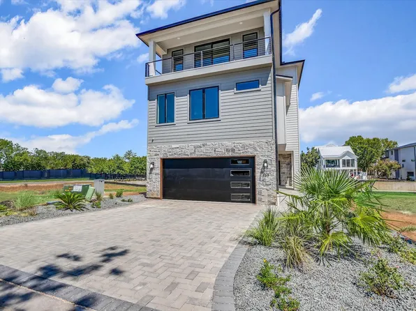 420 Lake St., Kingsland, TX 78639