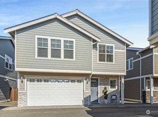 21236 80th Ave W, Edmonds, WA 98026