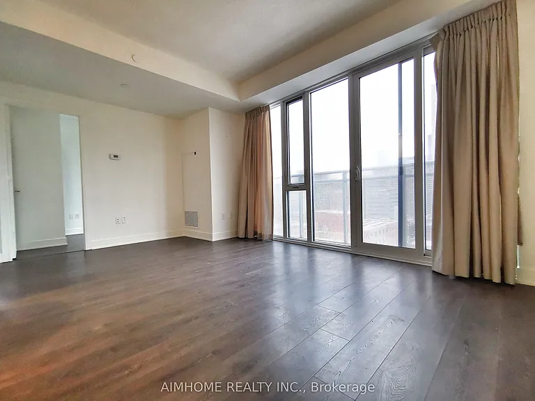 89 McGill St #1311 — Photo 10