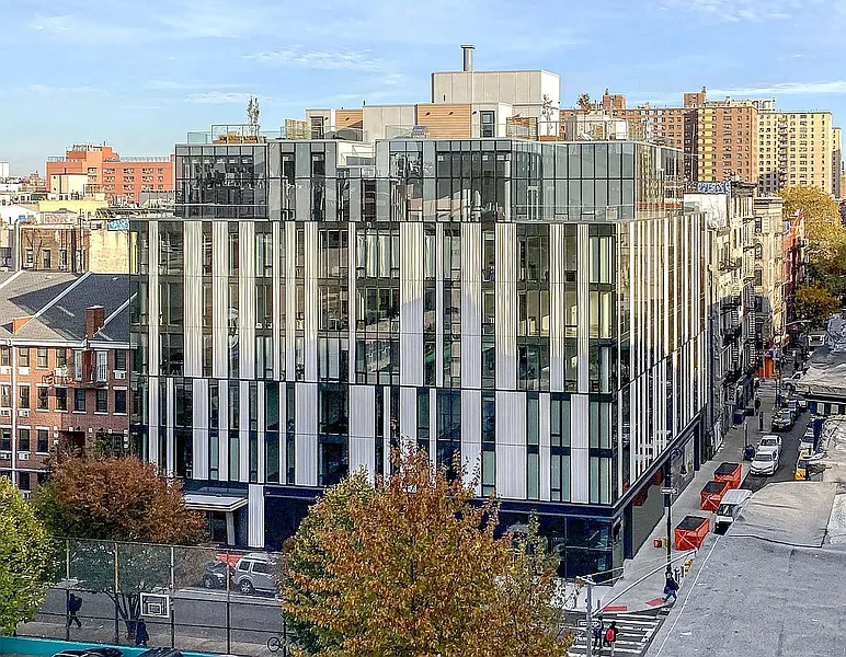 Thumbnail 13