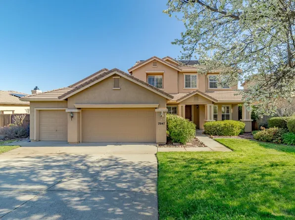 7047 Kentfield Dr, Shingle Springs, CA 95682