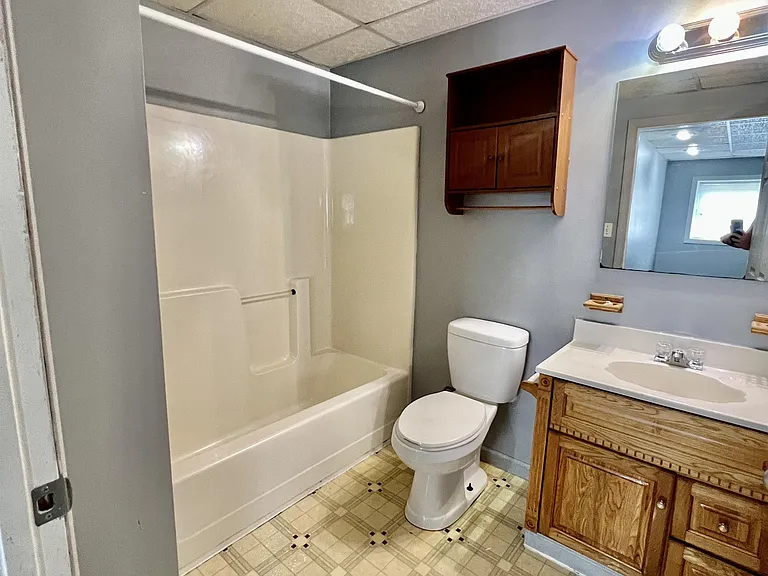 454 E Grafton Rd #A — Photo 8