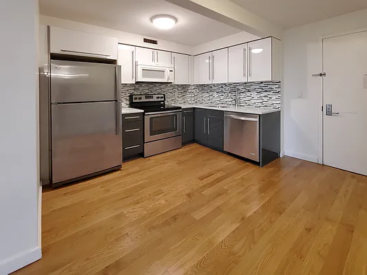 Rented by Modern Spaces | media 10