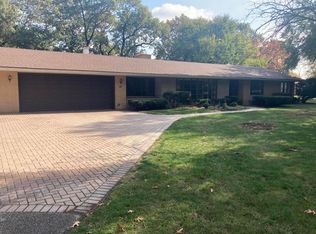 303 E Ridge Rd, Griffith, IN 46319