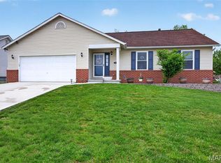 5 Covered Wagon Trail Ct, Saint Peters, MO 63376