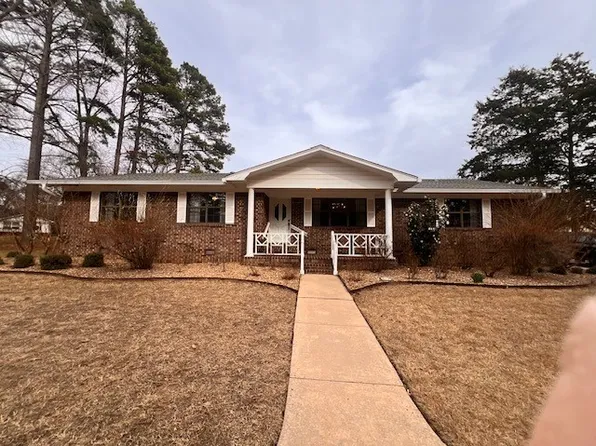 7 Pinewood Dr, Russellville, AR 72801