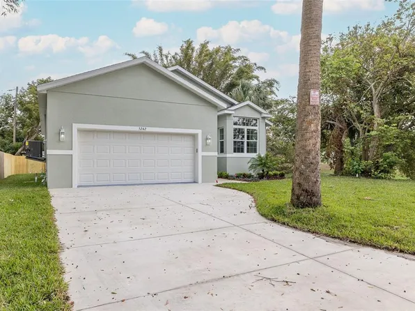 5242 Bougenville Dr, New Port Richey, FL 34652