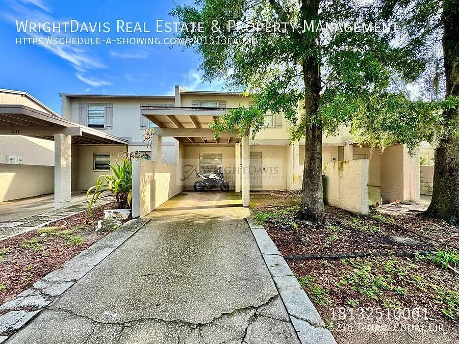 5216 Tennis Court Cir