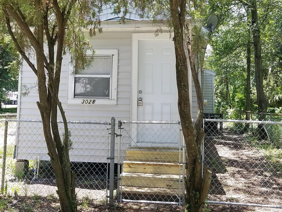 1st image of 3028 Jupiter Ave