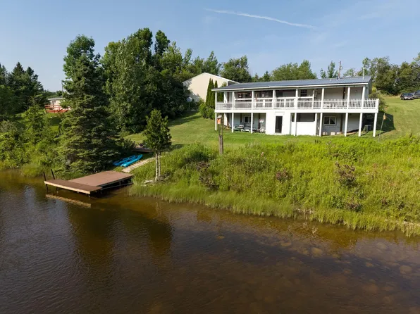 4849 Betterly Dr, Cheboygan, MI 49721
