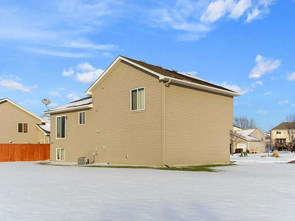4th image of 7507 Lannon Ave NE