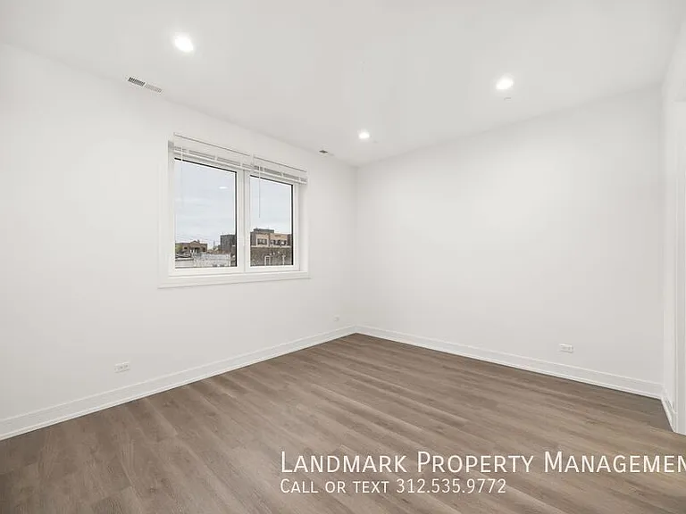1545 N Artesian Ave #3 — Photo 10