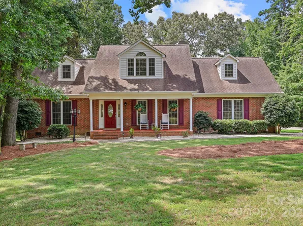 126 Water Oak Ln, Stanfield, NC 28163