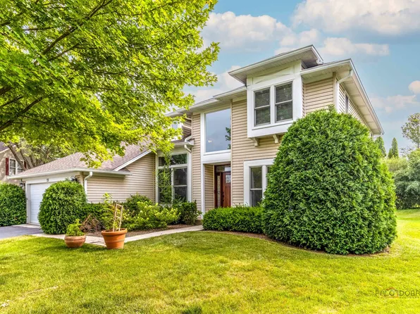 73 Shelby Ct, Vernon Hills, IL 60061