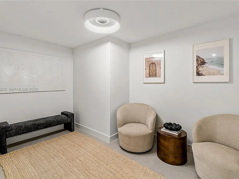700 NE 24th St #2602 — Photo 16