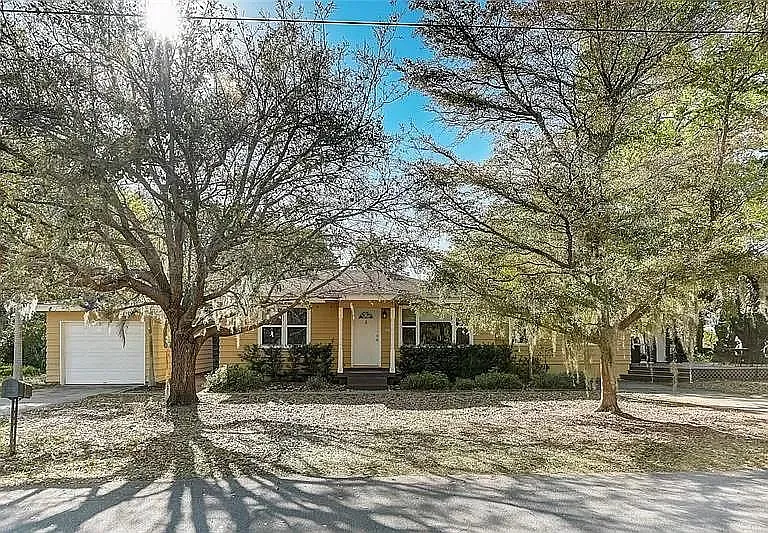 410 S Lime Ave — Photo 8