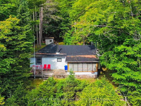 3701 Gelert Rd, Minden Hills, ON K0M 2K0