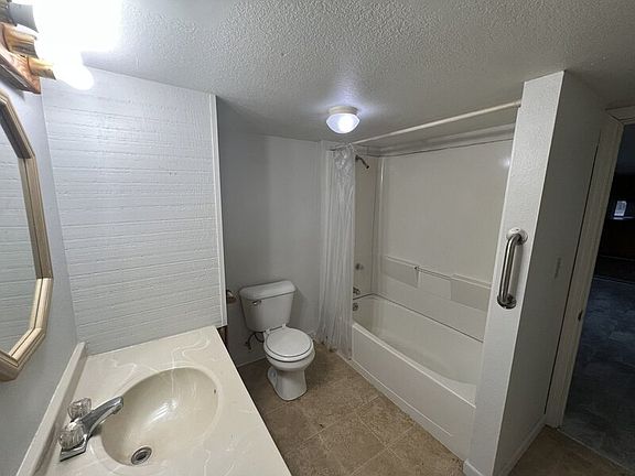 5th image of 140 N Pleasant Ave SE Lot 16
