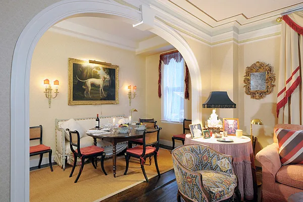 Sold by Stribling | media 4
