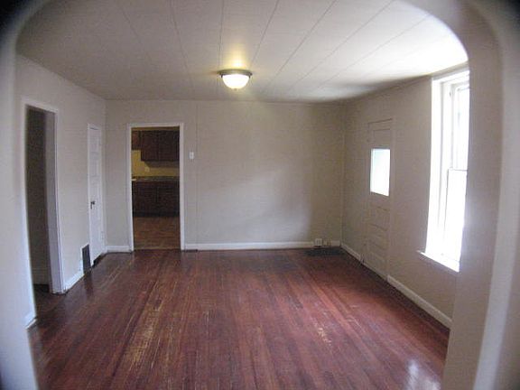 2126 N Grand 006_05052014